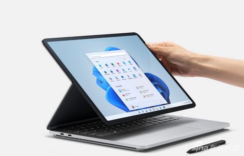 微软新品发布会放大招 Surface产品线全面更新，三合一笔记本引领触控新形态